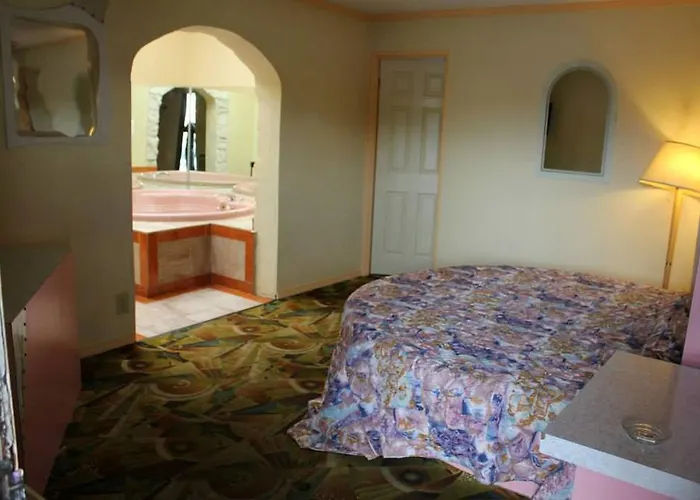 Presidential And Suites Lyons